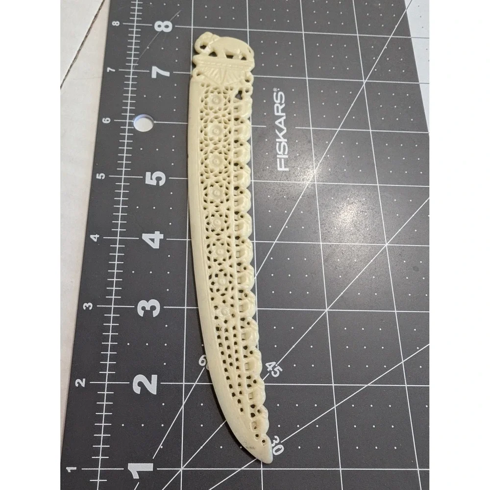 Carved Elephant Letter Opener lace‎ detail Ivory Color Celluloid Plastic